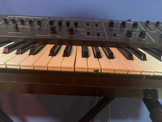 Korg Delta DL-50 Sintetizador Analógico Vintage