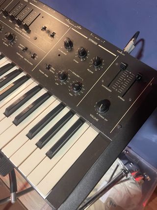 Korg Delta DL-50 Sintetizador Analógico Vintage