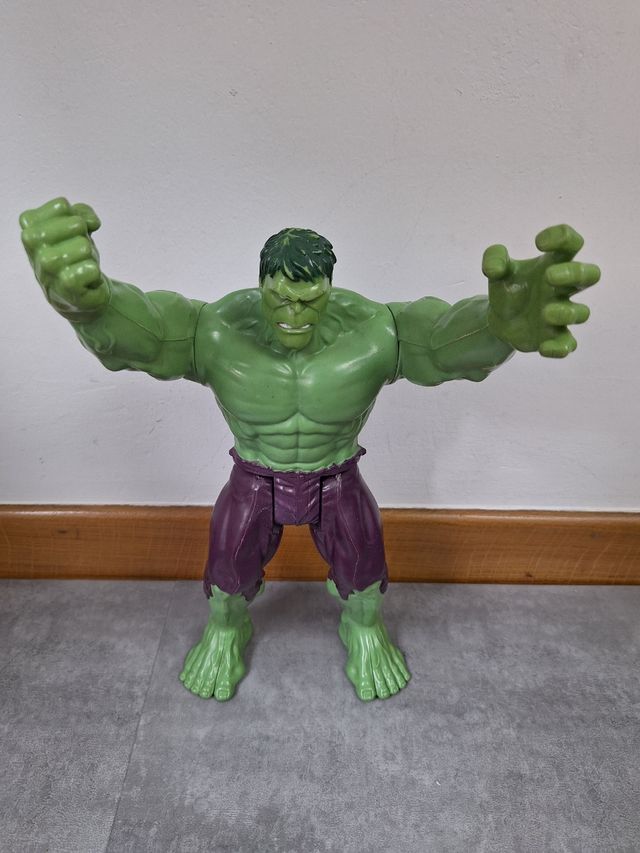 Marvel Hulk articulado
