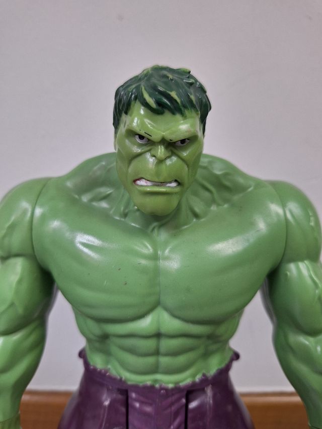 Marvel Hulk articulado