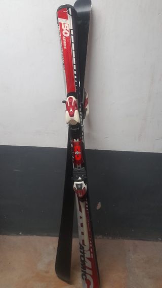 esquis botas y bastones