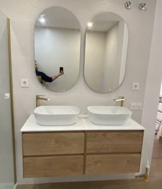 Mamparas y muebles de baño