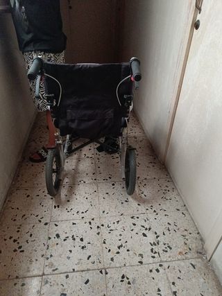 Silla de ruedas marca KARMA