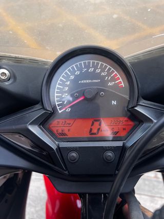 Honda CBR-125 R.