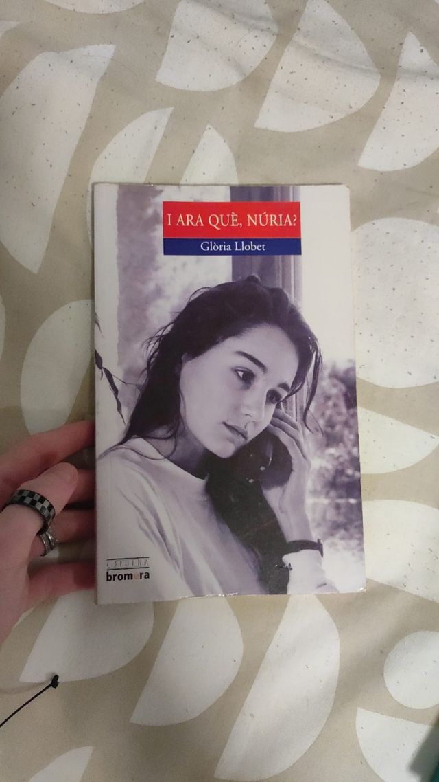I jara que, Nuria! Libro en valenciano