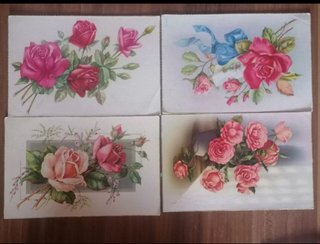 Postales, más de 900 piezas