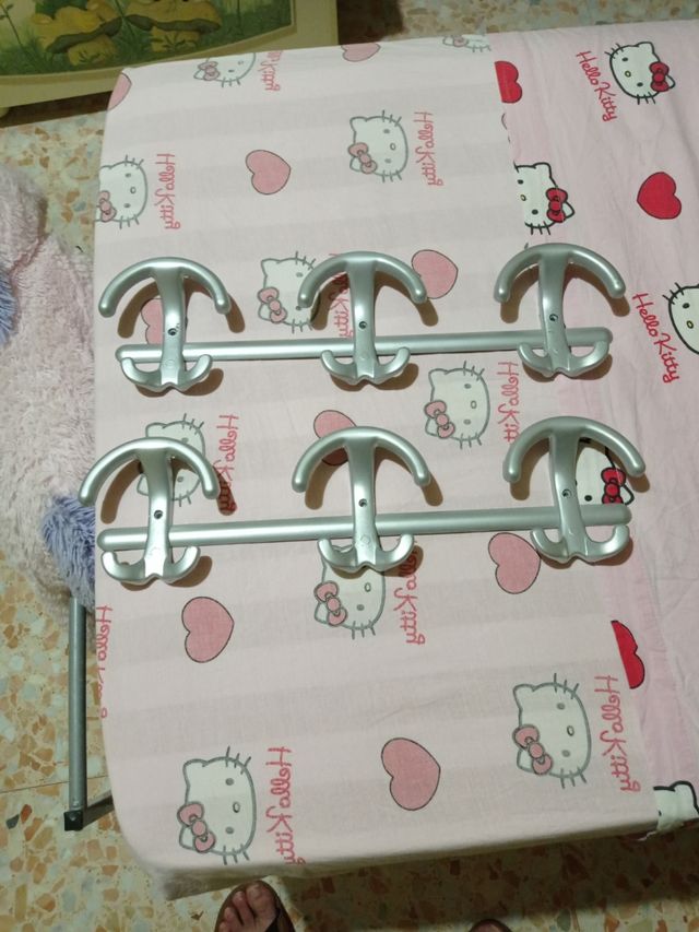 Appendiabiti da parete