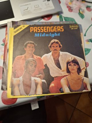 Lotto 10 disci vari 45 giri