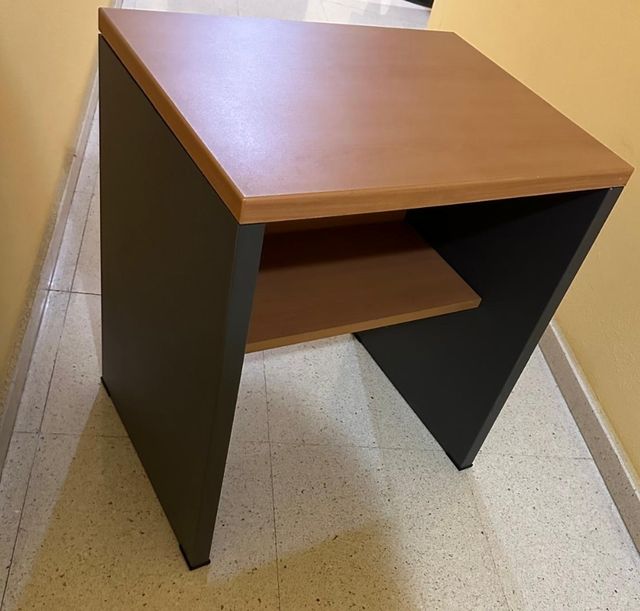 Mesa auxiliar oficina
