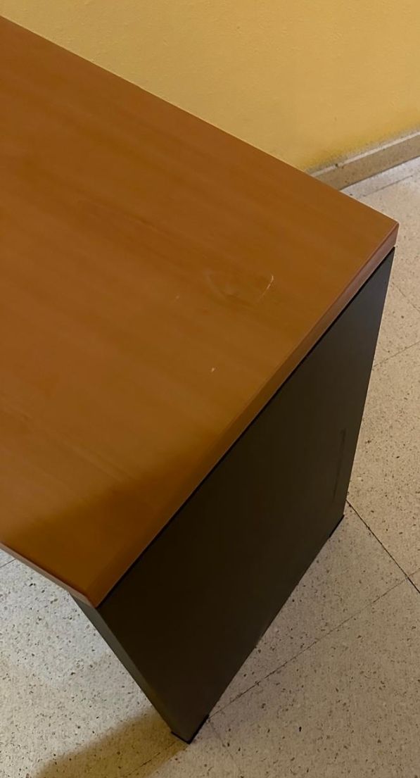 Mesa auxiliar oficina