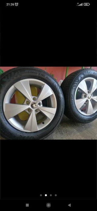Llantas 16"  IMPECABLES  Buje 57,1  5x112