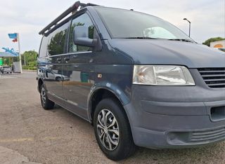 Volkswagen Transporter T5 2009
