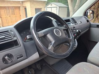 Volkswagen Transporter T5 2009