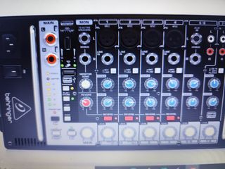 Equipo completa sonido