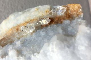 Minerali Quarzo Carrara diamante herkimer Minerals