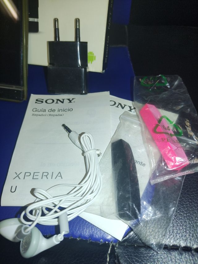 SMARTPHONE SONY XPERIA U @ ANDROID