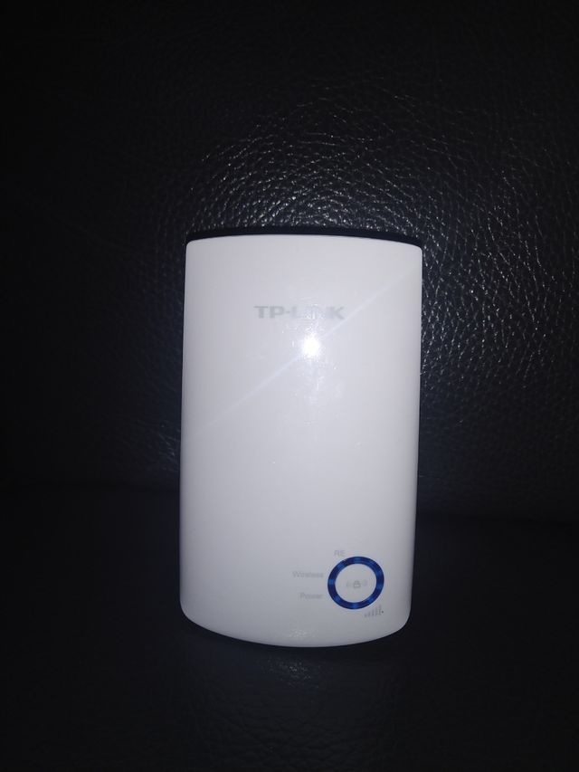 TP-LINK Renge Extender (Universal WI-FI)