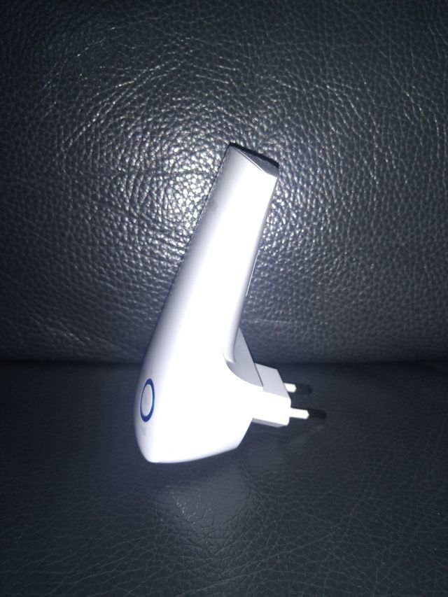 TP-LINK Renge Extender (Universal WI-FI)