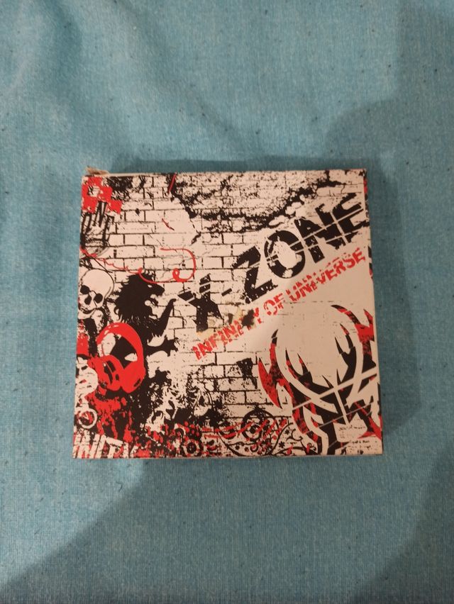 Cartera con monedero y billetera