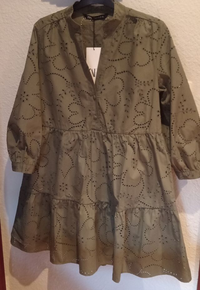 VESTIDO BORDADO TALLA S CON ETIQUETA