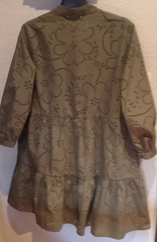 VESTIDO BORDADO TALLA S CON ETIQUETA