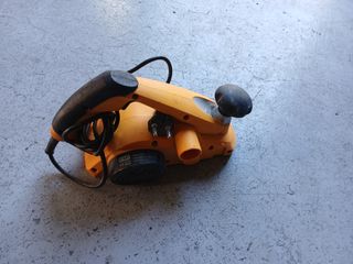 Cepillo eléctrico carpintero 