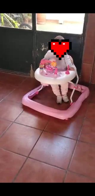 Tacatá para bebé con música