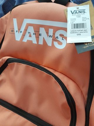 Mochila Nueva con etiquetas color Salmon