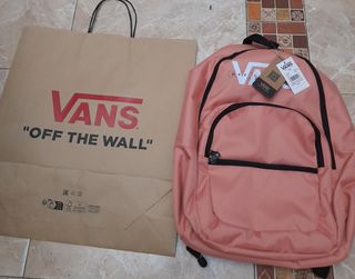 Mochila Nueva con etiquetas color Salmon