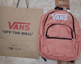 Mochila Nueva con etiquetas color Salmon