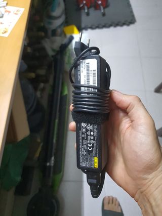 Cargador portátil fujitsu