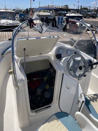 QUICKSILVER 525 Barco lancha pesca mercury