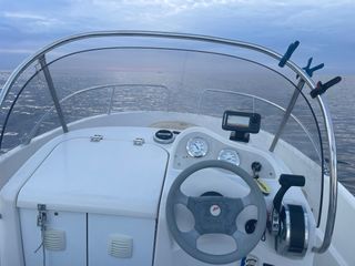 QUICKSILVER 525 Barco lancha pesca mercury