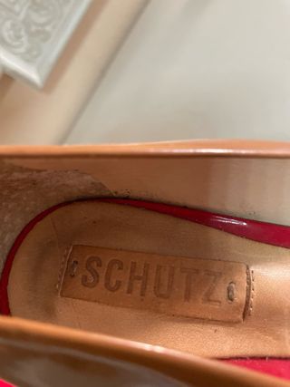 Zapatos Schutz leather sole