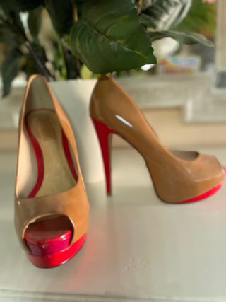 Zapatos Schutz leather sole