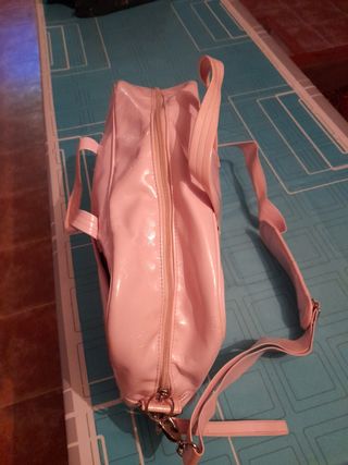 Bolso, portabiberon y portatermo.