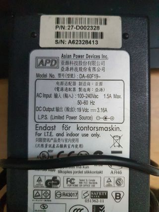 Cargador portátil adp