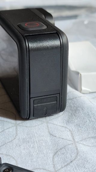 Gopro Tapas lateral acceso de carga