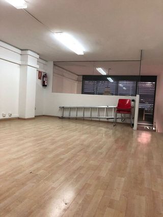 Local comercial en venta en Parc Central - El Colomer - Pla de la Pagesa en Sant Cugat del Vallès