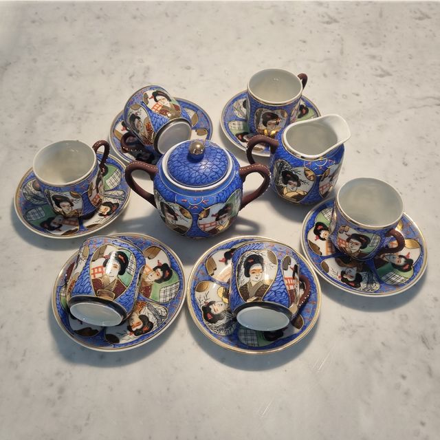 Set da tè vintage in porcellana