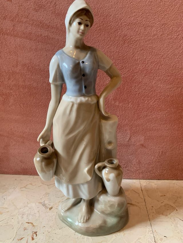 Figura de porcelana