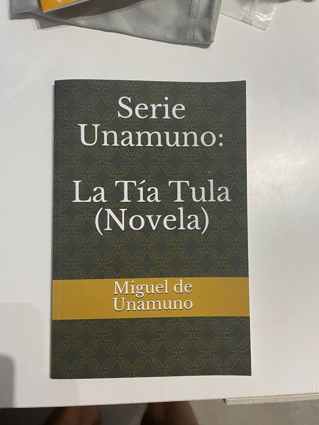 Libro La tía Tula
