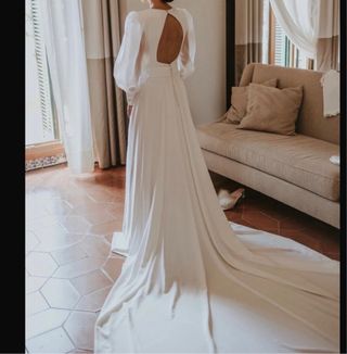 Vestido y sobrefalda de Novia. Franc Sarabia