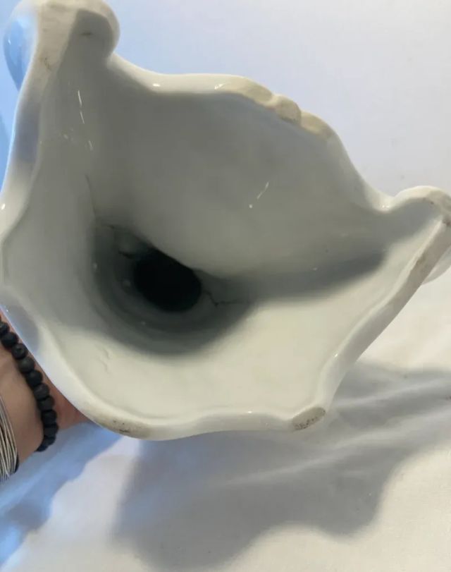 Figura Porcelana- Virgen Benditera- 30 cm