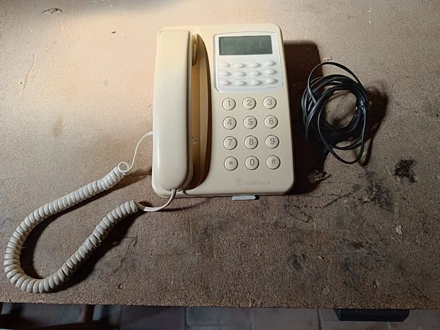 Teléfono antiguo Telefonica