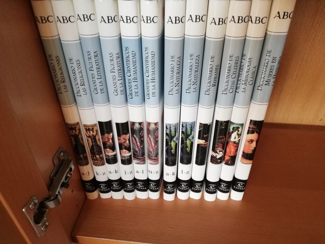 Enciclopedia / Diccionarios