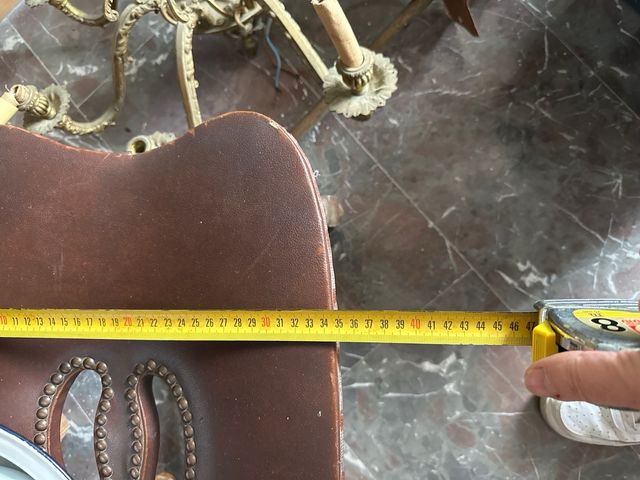 Antiguo taburete castellano