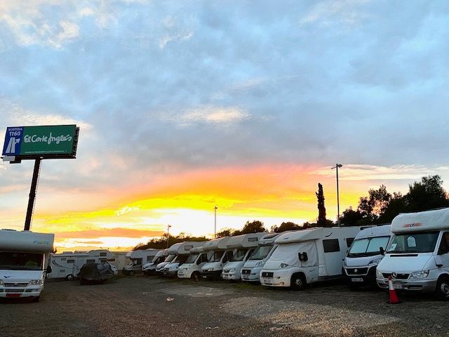 PARKING AUTOCARAVANAS Y CAMPERS 2024