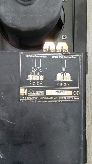 Altavoces KEF CI series (77)