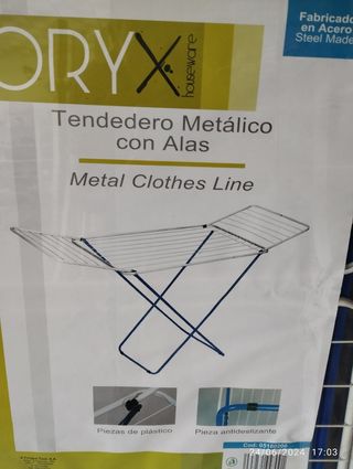 Tendedero plegable metálico